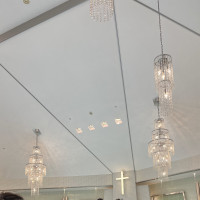 天井が高いチャペル