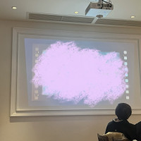 プロジェクターが4箇所ありました。