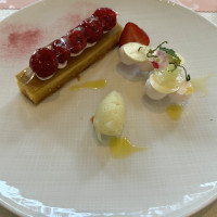 試食のデザート