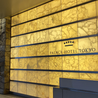 正面玄関です。ここでウエディングフォトが撮影できます。