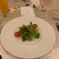 前菜のカルパッチョ