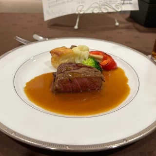 お肉料理
