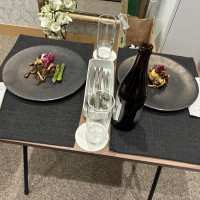 新郎新婦控室での式後食事