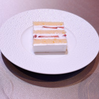 ウェディングケーキ