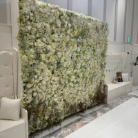 披露宴会場前のロビー