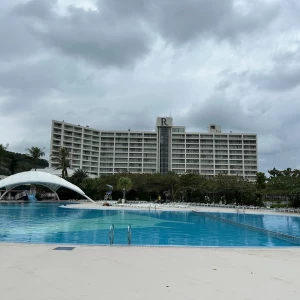 披露宴はホテル内で|740727さんのルネッサンス・リベーラ教会(ルネッサンスリゾートオキナワ内)チュチュリゾートウエディングの写真(2396221)