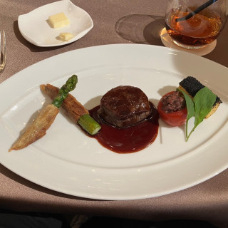 牛フィレ肉（メイン）です