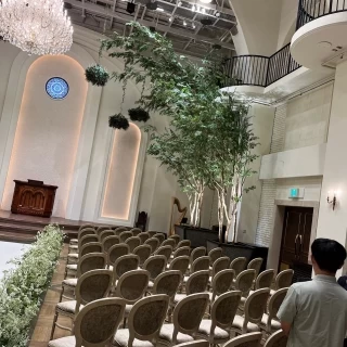 100人ほど入る挙式会場との事です。