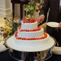 ウェディングケーキ
沢山の種類から好きなものをセレクト