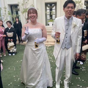 庭での集合|741176さんのアーセンティア迎賓館(静岡)/テイクアンドギヴ・ニーズウェディングの写真(2554252)