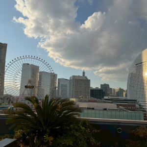 夕暮れのルーフトップは感動。|741524さんのTHE GRAND ORIENTAL MINATOMIRAI(グランドオリエンタル みなとみらい)の写真(2629562)