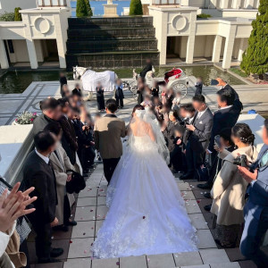 チャペルの階段が長く素敵です|741540さんのノートルダムマリノア/FIVESTAR WEDDINGの写真(2600312)