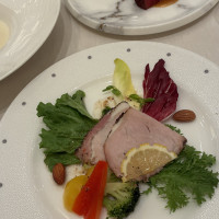 前菜と肉料理
