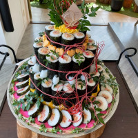まぐたく巻き寿司ケーキ