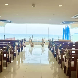 海が見える大きな窓