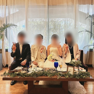 披露宴ゲストとの写真撮影