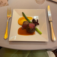 コース料理　肉料理