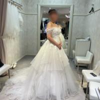 小物合わせ時の衣装全体像。提携先ショップのドレスです！