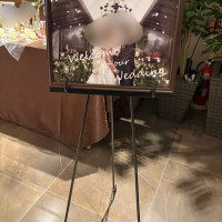 待合室に置いたウェルカムボード。スタンドは貸していただけます