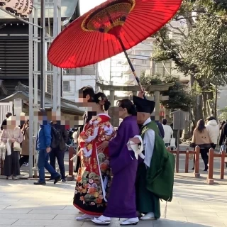 参道で練り歩いているときです