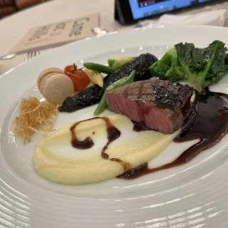 メインのお肉
付け合わせも美味しかった