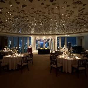 夜の披露宴会場|742167さんのヴェルミヨンバーグ名古屋 ●BRASSグループの写真(2399333)
