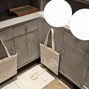 受付スペースの裏側です。|742270さんの山手迎賓館(神戸)/テイクアンドギヴ・ニーズウェディングの写真(2550165)