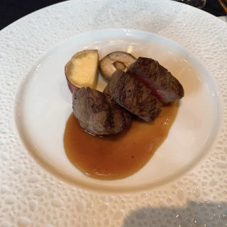 お肉料理