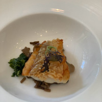 鯛をパリパリ焼です。