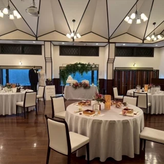 大会場