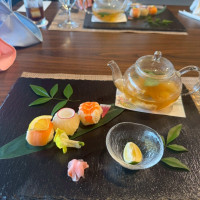 てまり寿司、土瓶蒸し