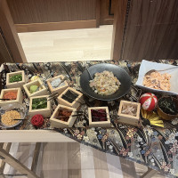 お茶漬けビュッフェの具、うなぎや海鮮もあります
