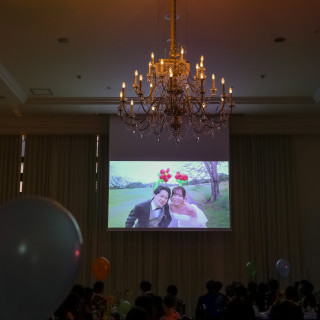 装花のネオンが光って、照明を消しても綺麗でした！