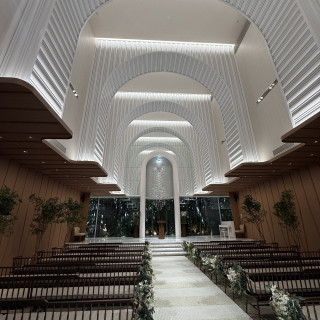 天井が高いチャペル