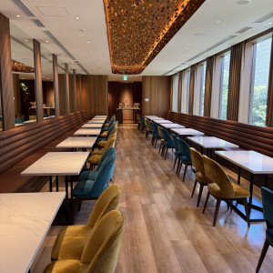 カフェのようなウェルカムスペース|742740さんのBLEU GRACE OSAKA(ブルーグレース大阪)●BRASSグループの写真(2555827)