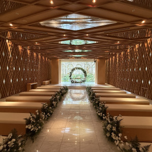 木目調のチャペル|742740さんのデュクラス大阪/FIVESTAR WEDDINGの写真(2403126)