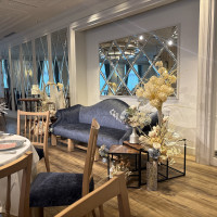 ソファは白かネイビーで選べます