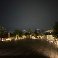 テラス（夜）