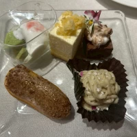 デザートばビュッフェ