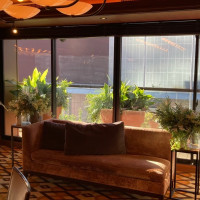 ブライダルサロン