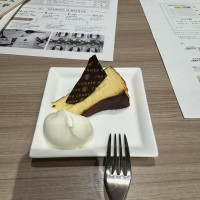 バスクチーズケーキ