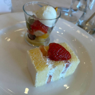 ウェディングケーキ