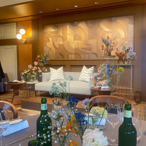 ソファ装花|742929さんのザ マークグランドホテル（THE MARK GRAND HOTEL）の写真(2555154)