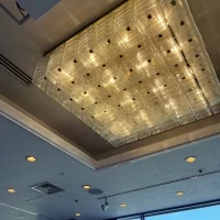 大きなシャンデリア