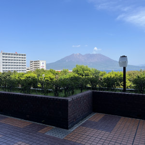 ガーデンから見た桜島|742943さんのアートホテル鹿児島の写真(2435059)