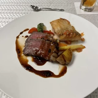 お肉、お魚、どちらも美味しかったです
