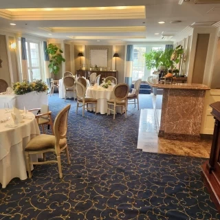 10名前後用の披露宴会場