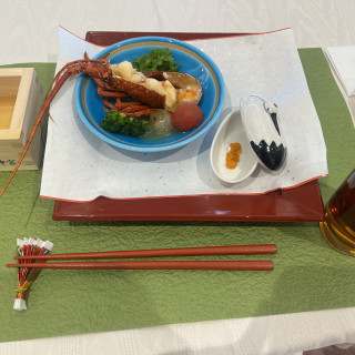 伊勢海老とウニのソースです
