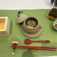 赤飯と季節のお豆腐です