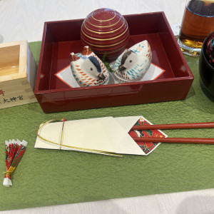 真珠漬けなどの前菜です。入れ物も素敵です。|743210さんの東京大神宮マツヤサロンの写真(2438481)